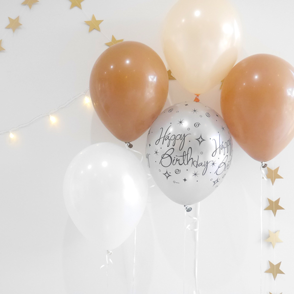 誕生日 飾り付け バルーン Happy Birthday 風船 おうちフォト アイテム 1歳 お祝い おしゃれなバルーンギフトとおむつケーキ Balloon Gift Chicorico